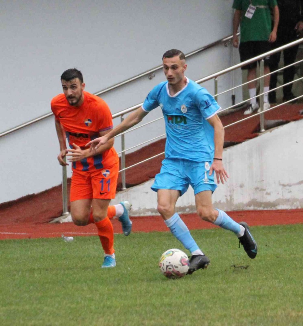 Pazasrspor Kendi evinde İskenderunspor'a 3 - 1 mağlup oldu