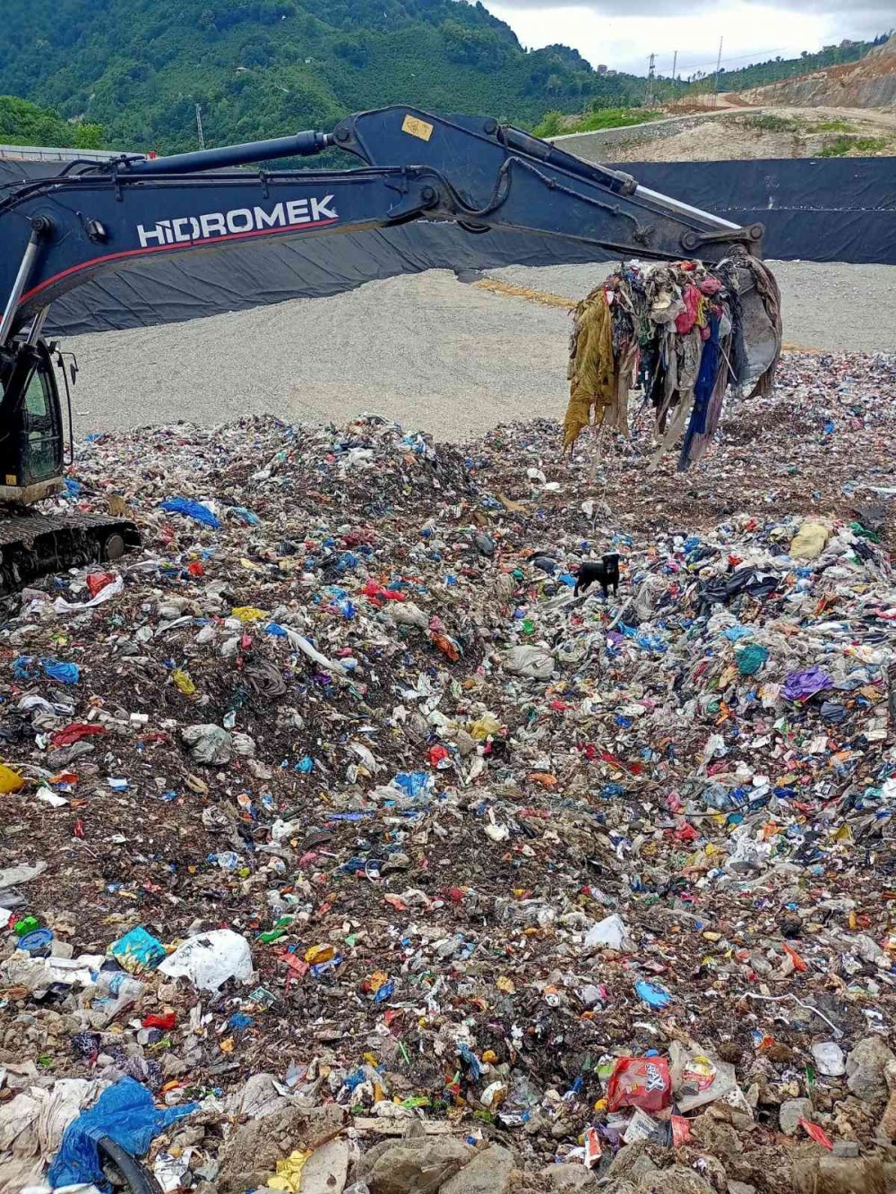Trabzon Araklı'da Çöp Tesisinde Bebek Cesedi Bulundu