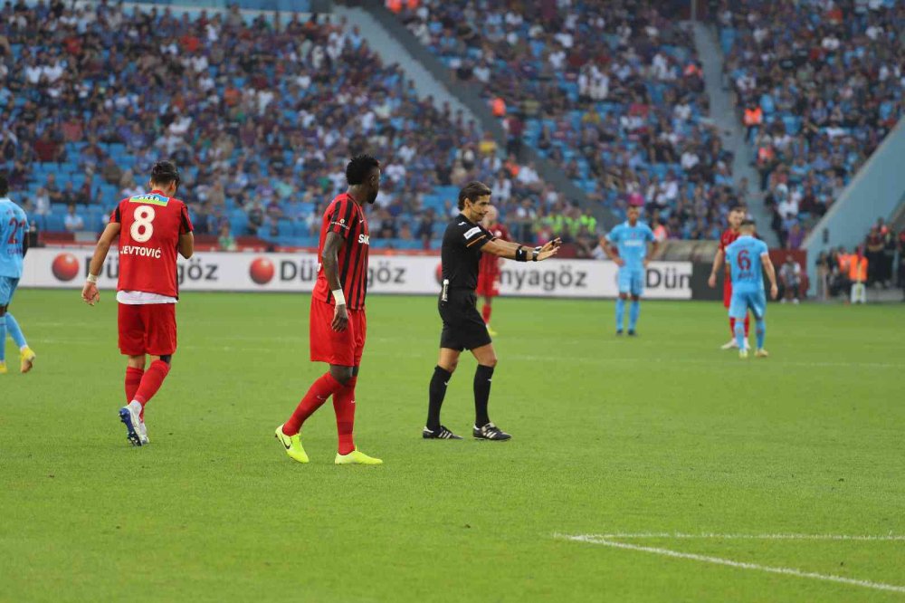 TRABZONSPOR EVİNDE GAZİANTEP FK'Yİ 3 - 2 MAĞLUP ETTİ