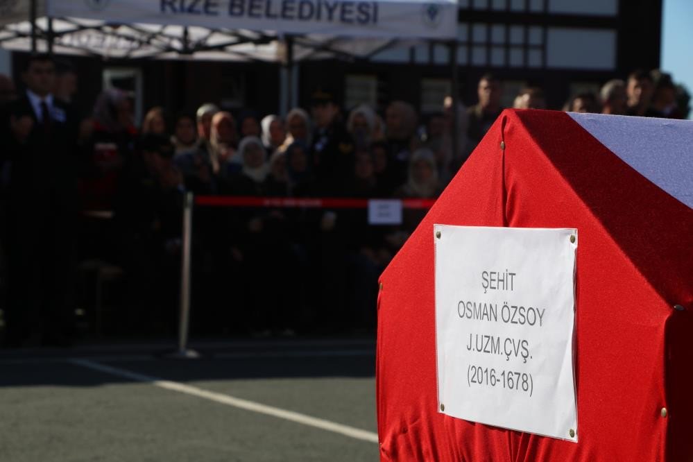 RİZE’DE UZMAN ÇAVUŞUN ŞEHİT OLDUĞU KAZADA KAMYONET SÜRÜCÜSÜ MAHKEMECE TUTUKLANDI