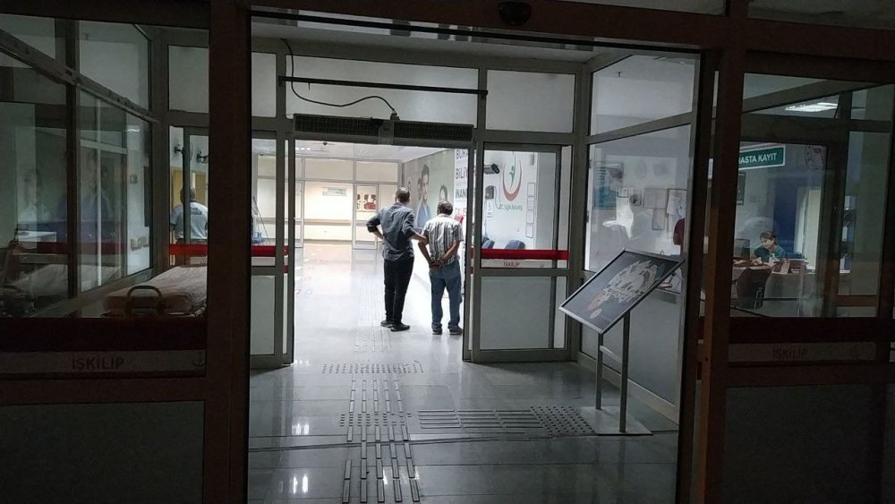 ÇORUM'UN İSKİLİP İLÇESİNDE YARDIM KÖMÜRLERİNİ ÇALAN ŞEBEKE, POLİS EKİPLERİ TARAFINDAN DÜZENLENEN OPERASYONLA ÇÖKERTİLDİ , 6 KİŞİ TUTUKLANDI