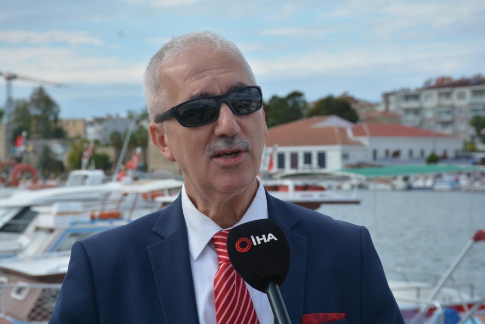 SİNOP ÜNİVERSTİESİNDEN PROF. DR. OSMAN SAMSUN, KARADENİZ'DEKİ PALAMUT BOLLUĞUNDA BOL YAĞIŞIN ETKİLİ OLDUĞUNU BELİRTEREK, "AMA BİLİNMELİ Kİ BİR DAHAKİ SENE BÖYLE OLACAK DEĞİL" DEDİ