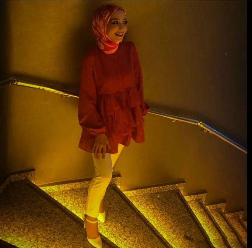 ERZURUM'DA İNŞAATIN ÖNÜNDE CESEDİ BULUNAN DİLARA KÖÇ'ÜN ÖLÜMÜYLE İLGİLİ GÖZALTINA ALINAN 4 KİŞİDEN 1'İ TUTUKLANDI