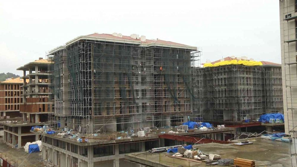 RİZE BELEDİYE BAŞKANI RAHMİ METİN : RİZE'DE KENTSEL DÖNÜŞÜM ÇERÇEVESİNDE YAPIMI DEVAM EDEN BELEDİYE BLOKLARINDA SONA YAKLAŞILDI