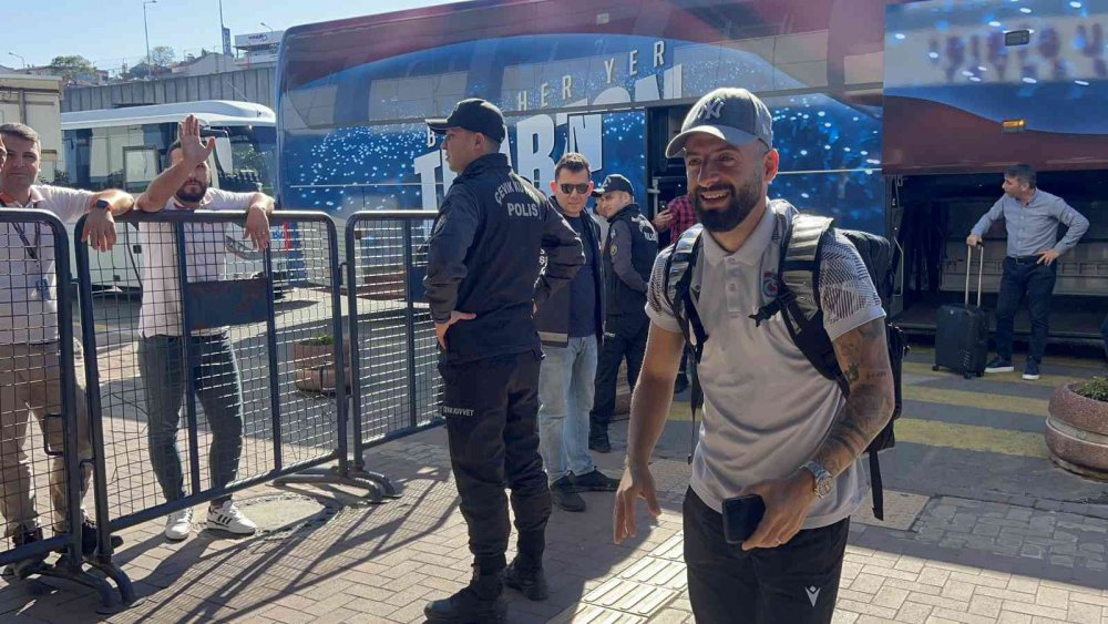 UEFA AVRUPA LİGİ H GRUBU 5. HAFTASINDA DEPLASMANDA KIZILYILDIZ İLE KARŞILAŞACAK OLAN TRABZONSPOR, SIRBİSTAN'A GİTTİ