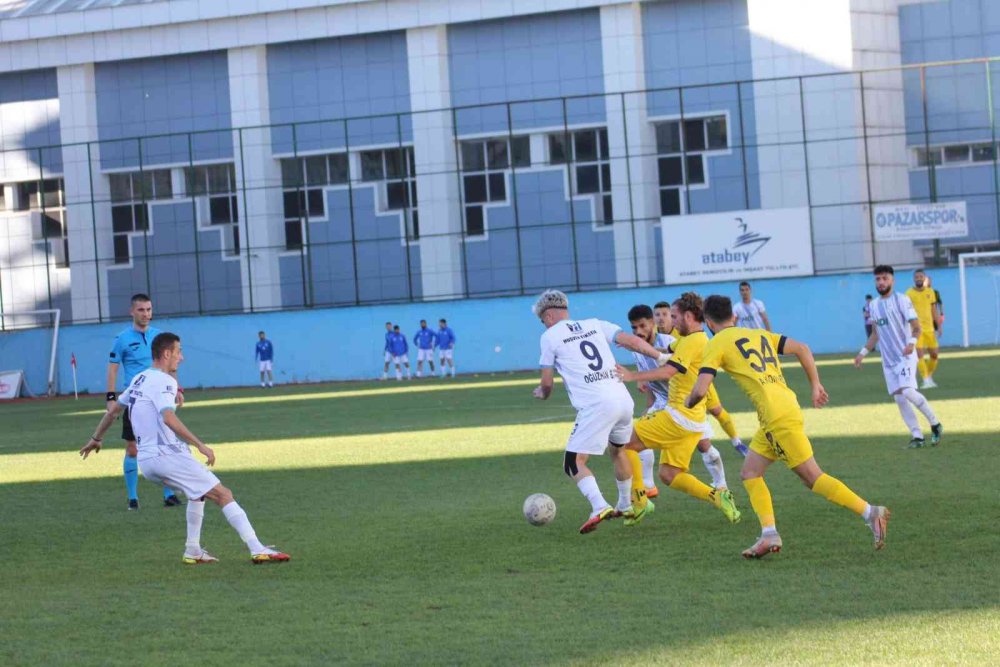 TFF 2.LİG KIRMIZI GRUP 12. HAFTA MAÇINDA PAZARSPOR EVİNDE AĞIRLADIĞI BUCASPOR 1928 TAKIMINA 1 - 0 MAĞLUP OLDU