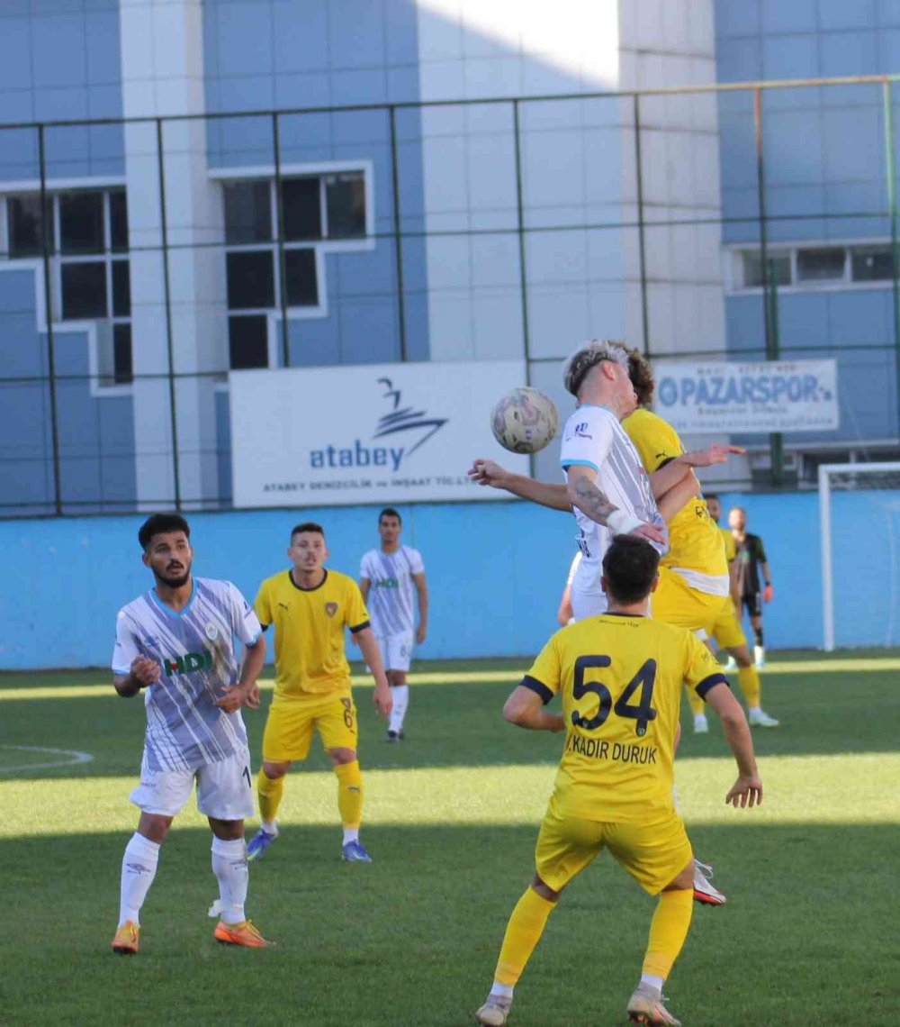 TFF 2.LİG KIRMIZI GRUP 12. HAFTA MAÇINDA PAZARSPOR EVİNDE AĞIRLADIĞI BUCASPOR 1928 TAKIMINA 1 - 0 MAĞLUP OLDU