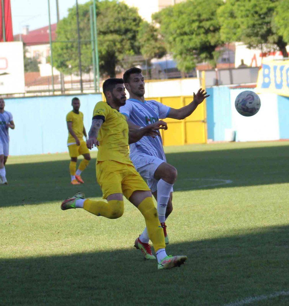 TFF 2.LİG KIRMIZI GRUP 12. HAFTA MAÇINDA PAZARSPOR EVİNDE AĞIRLADIĞI BUCASPOR 1928 TAKIMINA 1 - 0 MAĞLUP OLDU