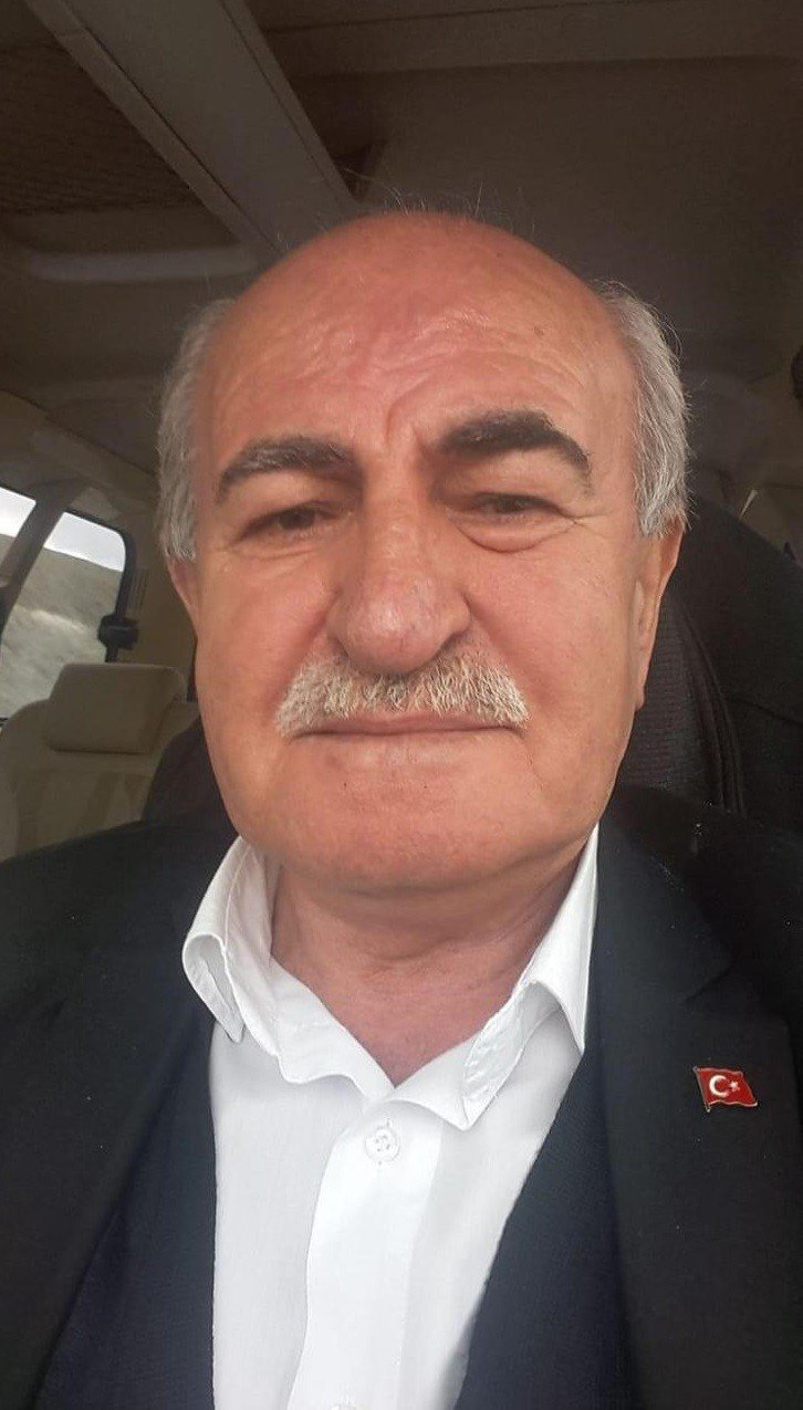 KASTAMONU'NUN HANÖNÜ İLÇESİNDE 1 GÜNDÜR KENDİSİNDEN HABER ALINAMAYAN HÜSEYİN BAŞ , NEHİRDE ÖLÜ BULUNDU