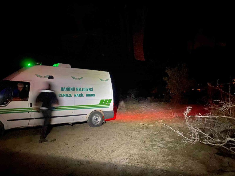 KASTAMONU'NUN HANÖNÜ İLÇESİNDE 1 GÜNDÜR KENDİSİNDEN HABER ALINAMAYAN HÜSEYİN BAŞ , NEHİRDE ÖLÜ BULUNDU