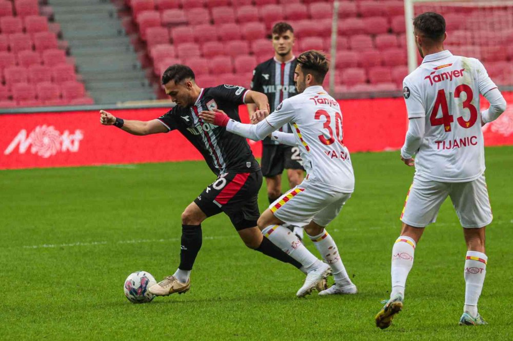 SPOR TOTO 1. LİG'İN 12. HAFTA MÜCADELESİNDE SAMSUNSPOR, SAHASINDA GÖZTEPE'Yİ 1- 0 MAĞLUP ETTİ VE PUANINI 20'YE YÜKSELTTİ