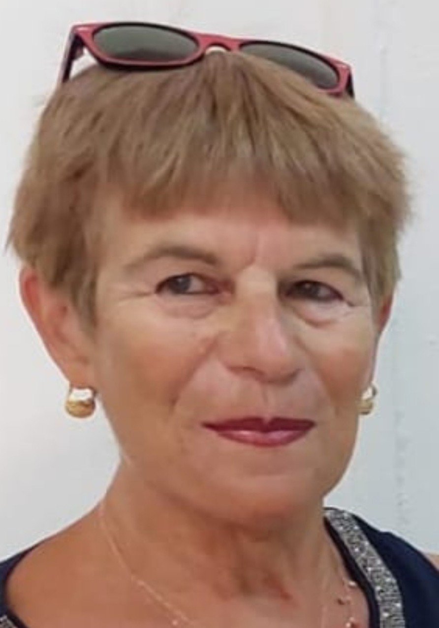 SAMSUN'DA YOLUN KARŞISINA GEÇMEK İSTERKEN OTOMOBİLİN ÇARPTIĞI 69 YAŞINDAKİ AYŞE ÇETİNOĞLU'NA, TEDAVİ ALTINA ALINDIĞI HASTANEDE HAYATINI KAYBETTİ