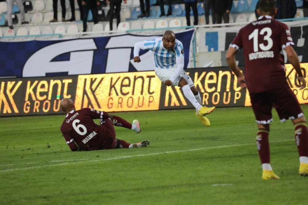SPOR TOTO 1. LİG 15.HAFTASINDA ERZURUMSPOR FK, KONUK ETTİĞİ BANDIRMASPOR'A 2 - 1 MAĞLUP OLDU