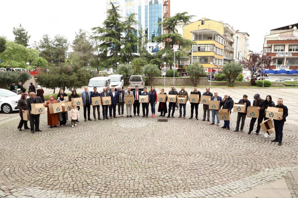 KAZ ÜRETİMİNİ ARTTIRMAK ADINA ÇARŞAMBA BELEDİYESİNCE BAŞLATILAN "KAZ YETİŞTİRİCİLİĞİ KURSU" İLE VATANDAŞLARA DAĞITILAN KAZ YAVRULARI BÜYÜDÜ