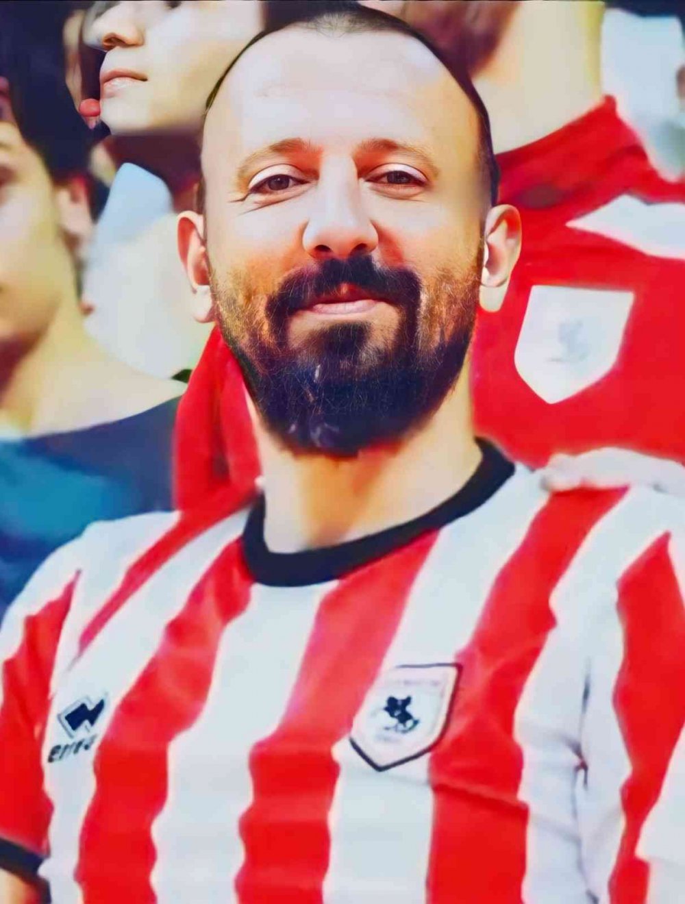 SAMSUNSPOR MAÇININI İZLEDİKTEN SONRA ELEKTRİK BİSİKLETİYLE EVİNE GİDEN GENÇ KAMYONETİN ÇARPMASI SONUCU HAYATINI KAYBETTİ