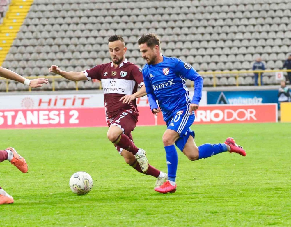 SPOR TOTO 1. LİG'İN 17. HAFYASINDA BOLUSPOR SAHASINDA KARŞILAŞTIĞI BANDIRSPOR İLE 2 - 2 BERABERE KALDI