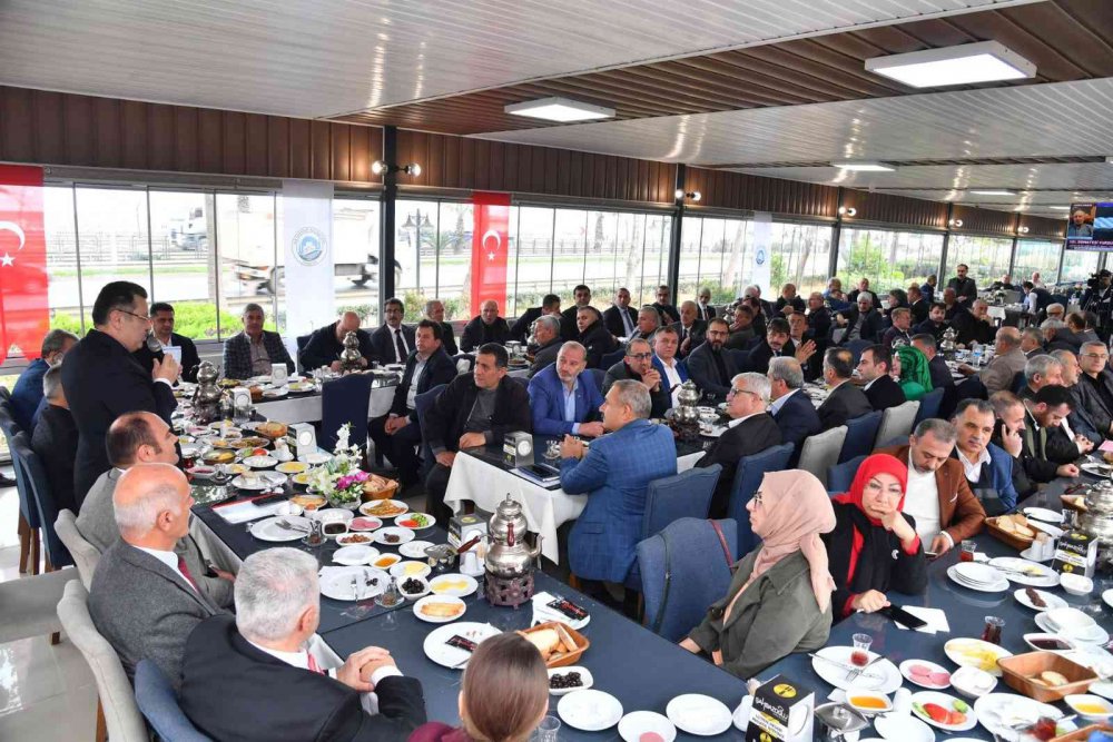 TÜRKİYE MUHTARLAR KONFEDERASYONU BAŞKANI BEKİR AKTÜRK, YENİ MUHTARLAR YASASININ HAZIRLIKLARININ TAMAMLANDIĞINI VE YAKIN BİR ZAMANDA TBMM'DE GÖRÜŞÜLECEĞİNİ SÖYLEDİ