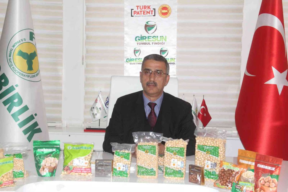 FİSKOBİRLİK YÖNETİM KURULU BAŞKANI LÜTFİ BAYRAKTAR, 2022 YILINI TİCARİ VE ÜRETİM ALANINDA ÇOK İYİ GEÇİRDİKLERİNİ BELİRTEREK YAŞANAN KÜRESEL EKONOMİK KRİZİ ÜLKEMİZDE EN HAFİF ATLATANLARIN FINDIK ÜRETİCİLERİ OLDUĞUNU SÖYLEDİ