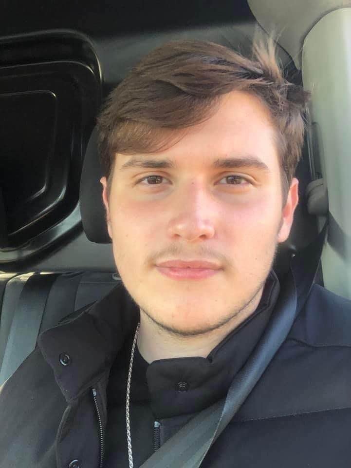 TRABZONLU ÜNİVERSİTE ÖĞRENCİSİ AKIN GENÇ PARİS’TE SİLAHLI SALDIRI SONUCU ÖLDÜRÜLDÜ