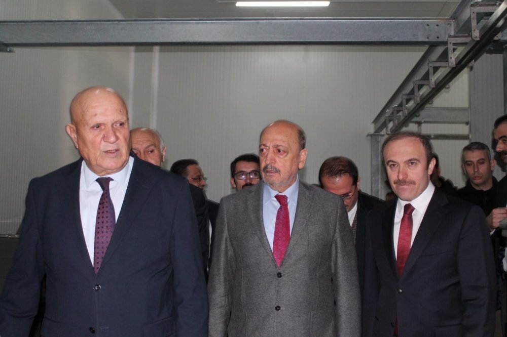ÇALIŞMA VE SOSYAL GÜVENLİK BAKANI PROF. DR. VEDAT BİLGİN, MEMLEKETİ BAYBURT'TA COŞKUYLA KARŞILANDI