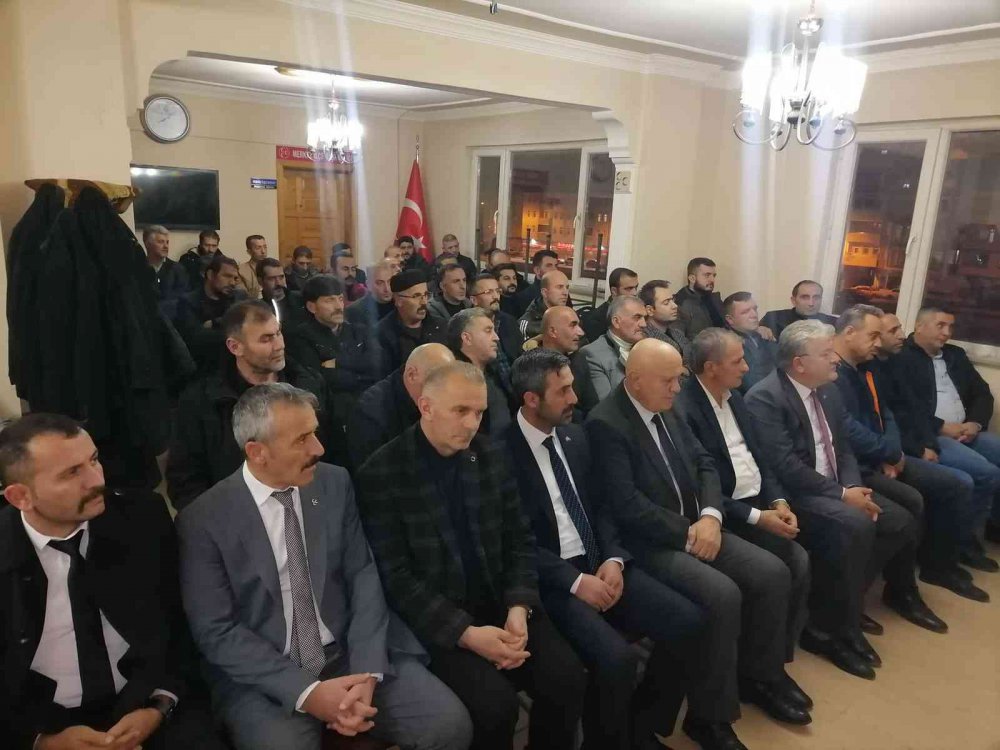MİLLİYETÇİ HAREKET PARTİSİ İL BAŞKANLIĞI GÖREVİNDEN MİLLETVEKİLİ ADAY ADAYLIĞI İÇİN İSTİFA EDEN BEKİR KASAP'IN YERİNE YENİ İL BAŞKANI İSMAİL DURMUŞ OLDU