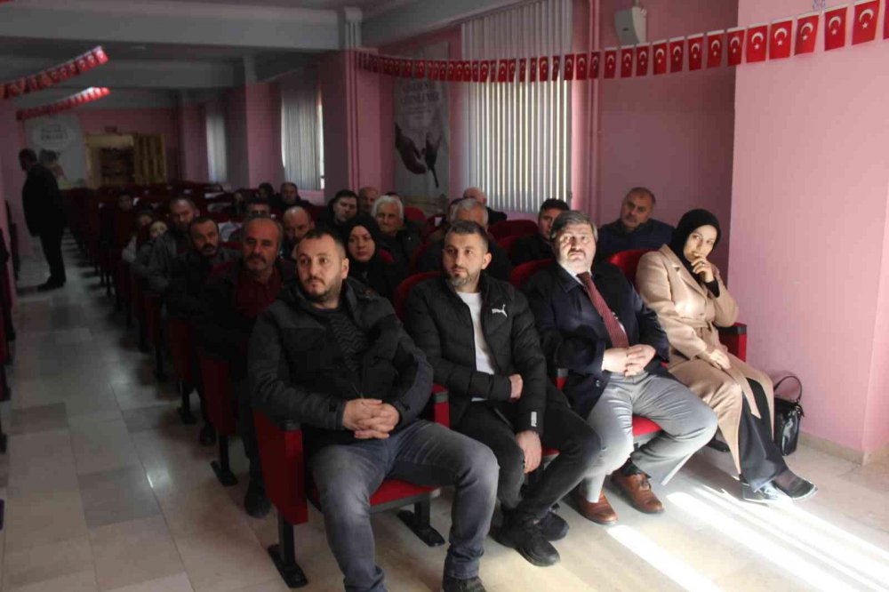 ÜÇÜNCÜZADE ÖMER PAŞA'NIN VARİSLERİNİN TRABZON'DA BULUNAN GÜZELHİSAR KALESİ'NİN DE İÇERİSİNDE BULUNDUĞU ARAZİNİN KULLANIM HAKKINI ALMAK İÇİN KURDUKLARI ÜÇÜNCÜZADE EĞİTİM KÜLTÜR VAKFI'NIN İLK GENEL KURULU GERÇEKLEŞTİ