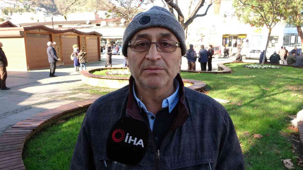 ORDU'NUN ALTINORDU İLÇESİNDE YAŞAYAN BİR KİŞİ, KENDİSİNİ ARAYARAK POLİS, JANDARMA VE SAVCI OLARAK TANITAN DOLANDIRICILARA SATTIĞI EV VE ARACIN PARASI OLAN 380 BİN TL'Yİ KAPTIRDI