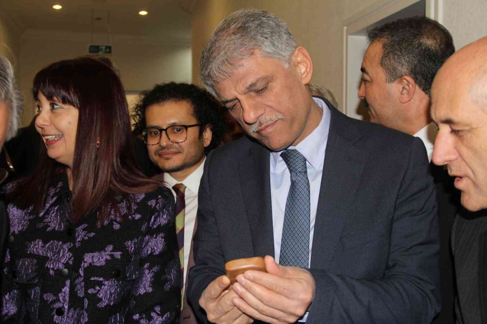 ÇORUM'DA HİTİTLERİN BİNLERCE YILLIK TARİHİ DİJİTAL KÜTÜPHANE İLE DÜNYAYA AÇILACAK