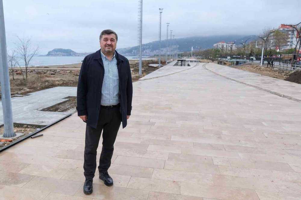 TAMAMLANMASI HALİNDE DOĞU KARADENİZ’İN EN UZUN PLAJI OLACAK. GİRESUN BELEDİYESİ TARAFINDAN TEYYAREDÜZÜ MEVKİİNDE İKİNCİ ETAP PLAJ DÜZENLEMESİ ÇALIŞMALARINA BAŞLADI