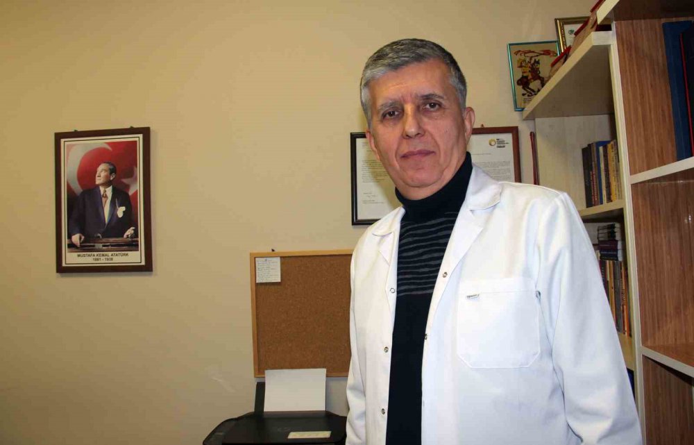 KAHRAMANMARAŞ'TA 7,7 VE 7,6 ŞİDDETİNDE MEYDANA GELEN DEPREMLERİN ARDINDAN GİRESUN ÜNİVERSİTESİ ÖĞRETİM ÜYESİ PROF. DR. AHMET APAYDIN VE DOÇ DR. EREN KÖMÜRLÜ GİRESUN'UN DEPREM RİSK DURUMUYLA İLGİLİ AÇIKLAMALARDA BULUNDU
