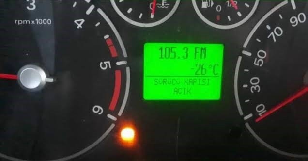 ERZURUM'UN AŞKALE İLÇESİNDE ANİDEN RAHATSIZLANAN KALP HASTASI TACETTİN ACAR, KAPALI OLAN KÖY YOLUNUN ULAŞIMA AÇILMASININ ARDINDAN AMBULANSLA HASTANEYE KALDIRILDI