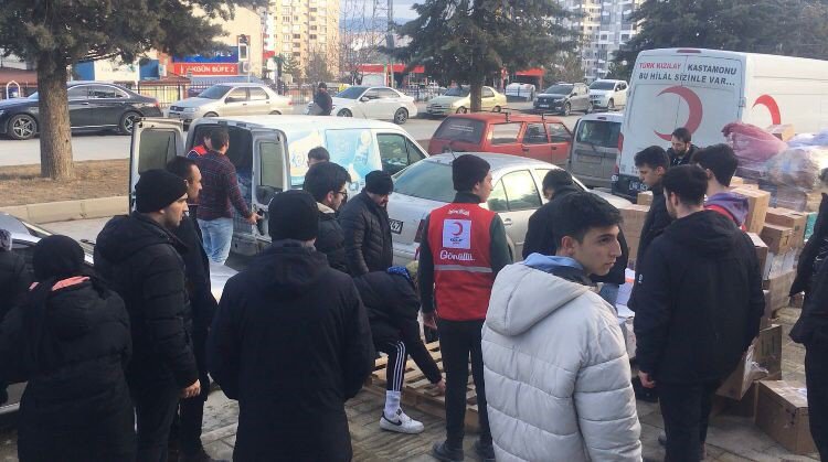 KASTAMONU'DAN "ASRIN FELAKETİ'NİN YAŞANDIĞI DEPREM BÖLGESİNE 59 TIR YARDIM MALZEMESİ GÖNDERİLDİ