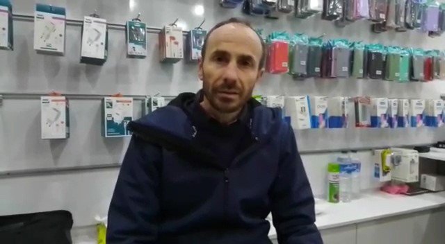RİZE'NİN ÇAMLIHEMŞİN İLÇESİNDE BİR KÜMESE GİREN ANNE VE YAVRU AYI 9 CİNS TAVUK VE 1 HOROZU TELEF ETTİ