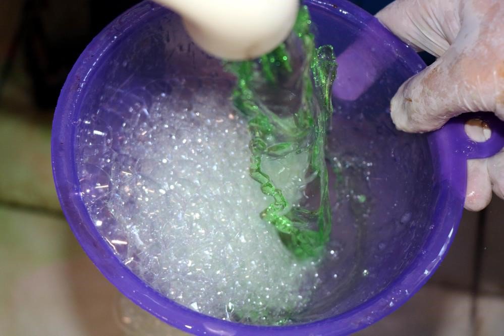 SAMSUN ATAKUM MESLEKİ VE TEKNİK ANADOLU LİSESİ(MTAL), OKULDA ÜRETİLEN HİJYEN MALZEMELERİNİ DEPREMDEN ETKİLENEN İLLERE GÖNDERİYOR