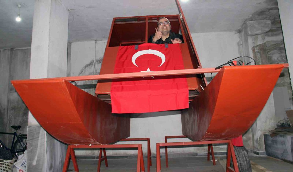 ALMANYA'DA YAKLAŞIK 35 YIL SAVUNMA SANAYİİ SEKTÖRÜNDE MAKİNE TEKNİKERİ OLARAK ÇALIŞAN 53 YAŞINDAKİ BİROL UĞURLU, KARADA VE DENİZDE GİDEBİLEN ARAMA KURTARMA ARACININ ÇALIŞMALARINA GİRESUN'UN BULANCAK İLÇESİNDE BAŞLADI