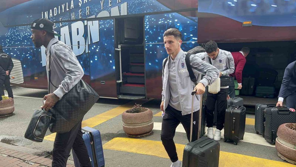 TRABZONSPOR, UEFA AVRUPA KONFERANS LİGİ PLAY-OFF TURU RÖVANŞ MAÇINDA YARIN DEPLASMANDA OYNAYACAĞI BASEL MAÇI İÇİN İSVİÇRE'YE GİTTİ