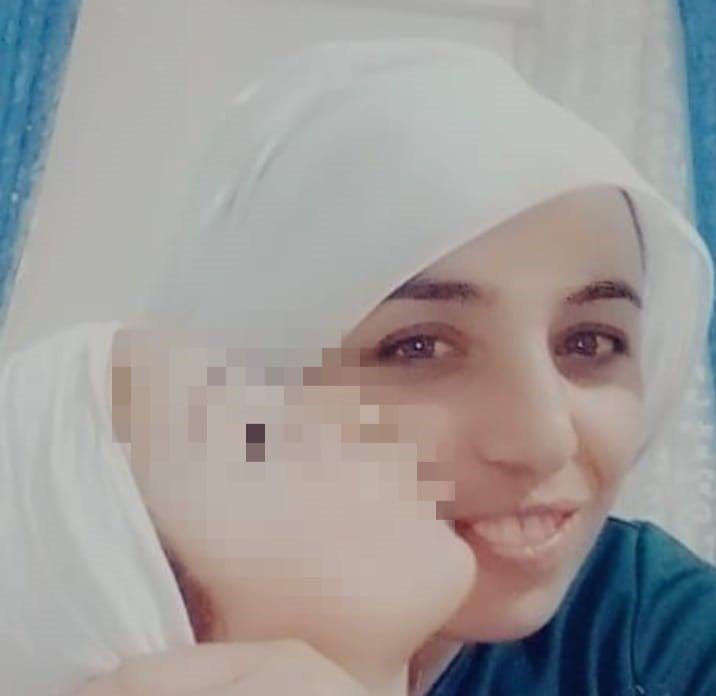 ORDU'DA BOŞANMA AŞAMASINDA OLDUĞU EŞİ TARAFINDAN 10 YERİNDEN BIÇAKLANAN VE KALDIRILDIĞI HASTANEDE HAYATINI KAYBEDEN 4 ÇOCUK ANNESİ KADIN, 8 MART DÜNYA KADINLAR GÜNÜ'NDE SON YOLCULUĞUNA UĞURLANDI