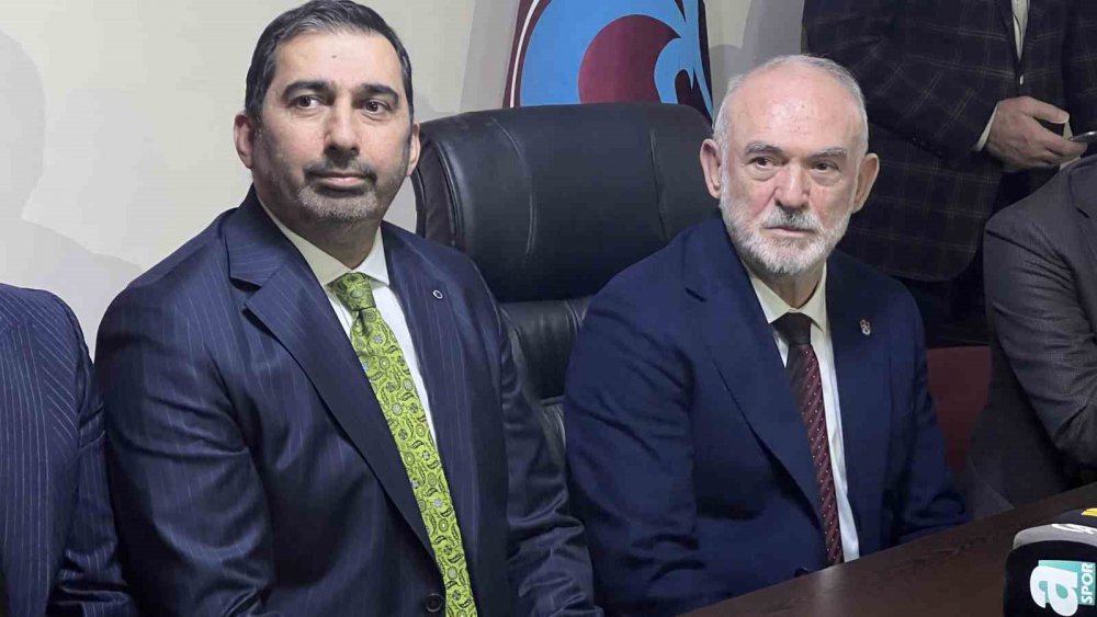 TRABZONSPOR BAŞKAN ADAYI ERTUĞRUL DOĞAN'IN YÖNETİM KURULU LİSTESİ, TRABZONSPOR DİVAN KURULU BAŞKANI ALİ SÜRMEN'E TESLİM EDİLDİ