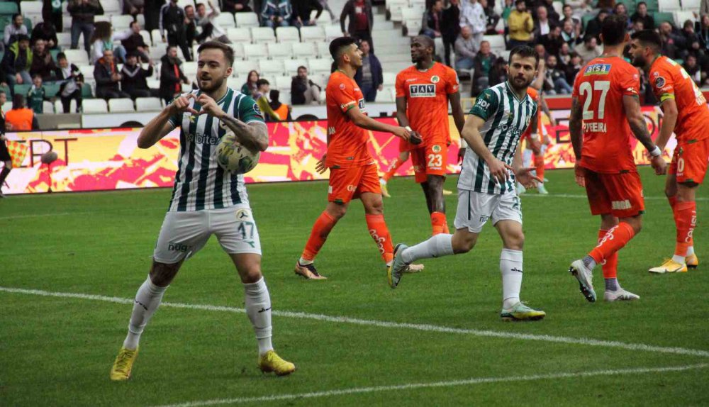 SPOR TOTO SÜPER LİG'İN 27. HAFTASINDA GİRESUNSPOR SAHASINDA KARŞILAŞTIĞI ALANYASPOR'LA 2 - 2 BERABERE KALDI