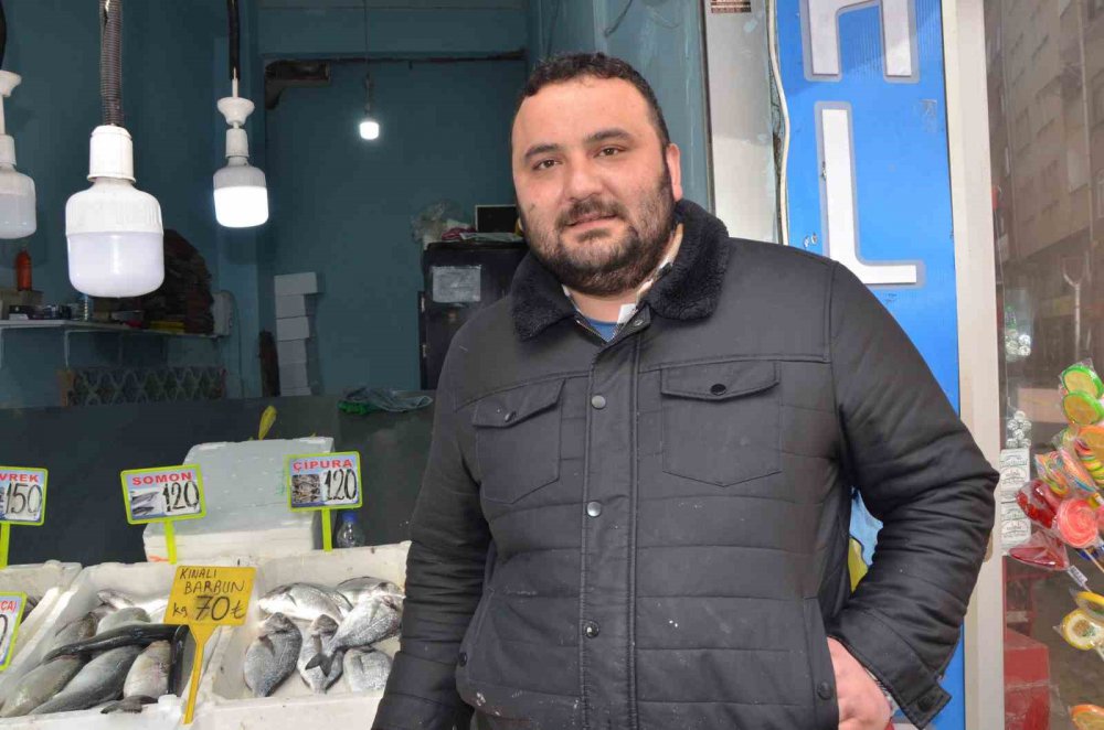 1 EYLÜL'DE BAŞLAYIP, 15 NİSAN'DA SONA ERECEK OLAN BALIK AV SEZONUNU DEĞERLENDİREN ORDULU BALIKÇILAR, BEREKETLİ BİR AV SEZONU GEÇİRDİKLERİNİ, ÖZELLİKLE PALAMUT VE MEZGİT AVINDAN ÇOK MEMNUN OLDUKLARINI BELİRTTİLER