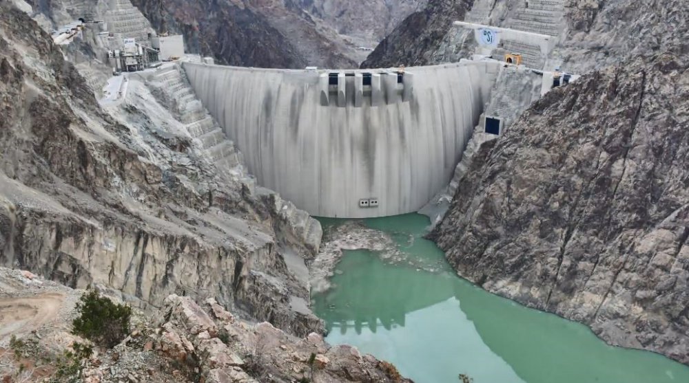 ARTVİN'DE YAPIMI TAMAMLANARAK 22 KASIM 2022'DE SU TUTMAYA BAŞLAYAN YUSUFELİ BARAJI VE HİDROELEKTRİK SANTRALİ'NDE SU YÜKSEKLİĞİ 100 METRE OLDU