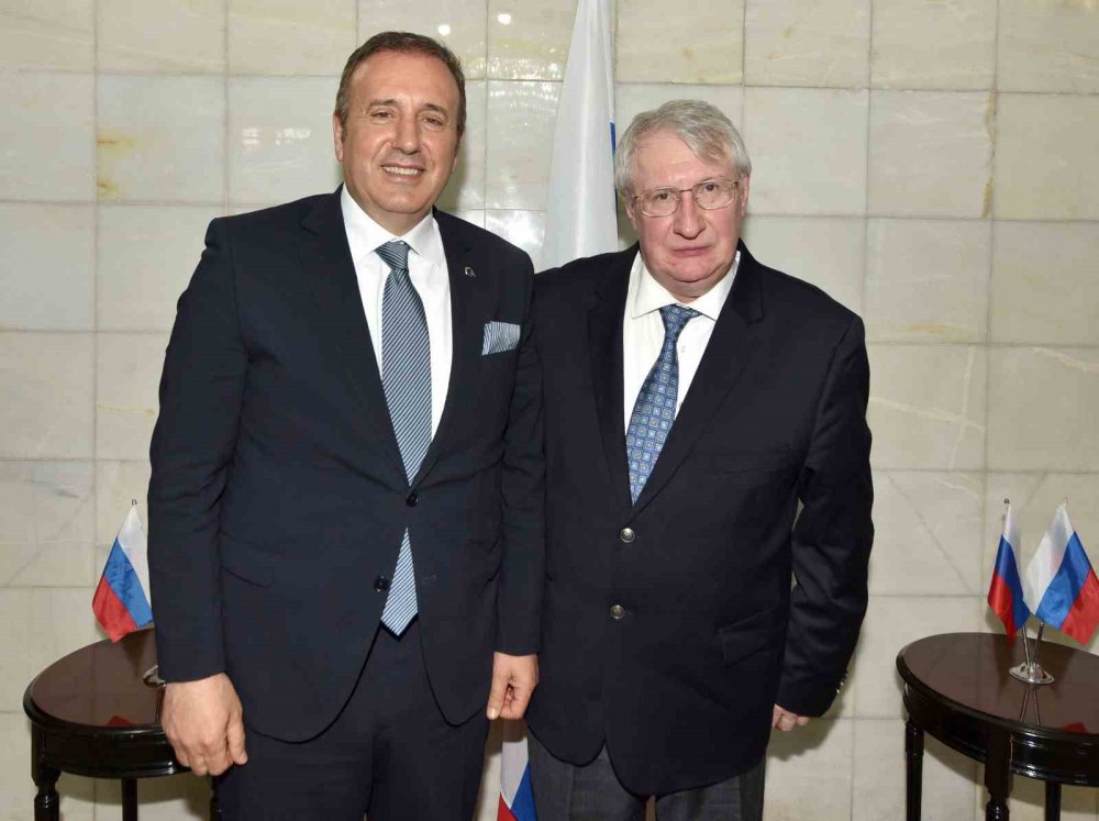 TRABZON-SOÇİ FERİBOT SEFERLERİ İÇİN TRABZONLU İŞ ADAMLARI RUSYA’DAN VİZE KOLAYLIĞI İSTİYOR