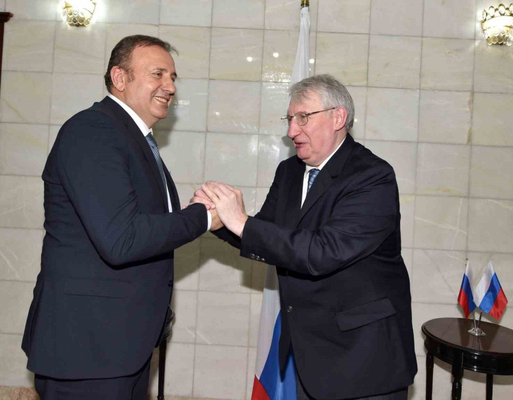 TRABZON-SOÇİ FERİBOT SEFERLERİ İÇİN TRABZONLU İŞ ADAMLARI RUSYA’DAN VİZE KOLAYLIĞI İSTİYOR