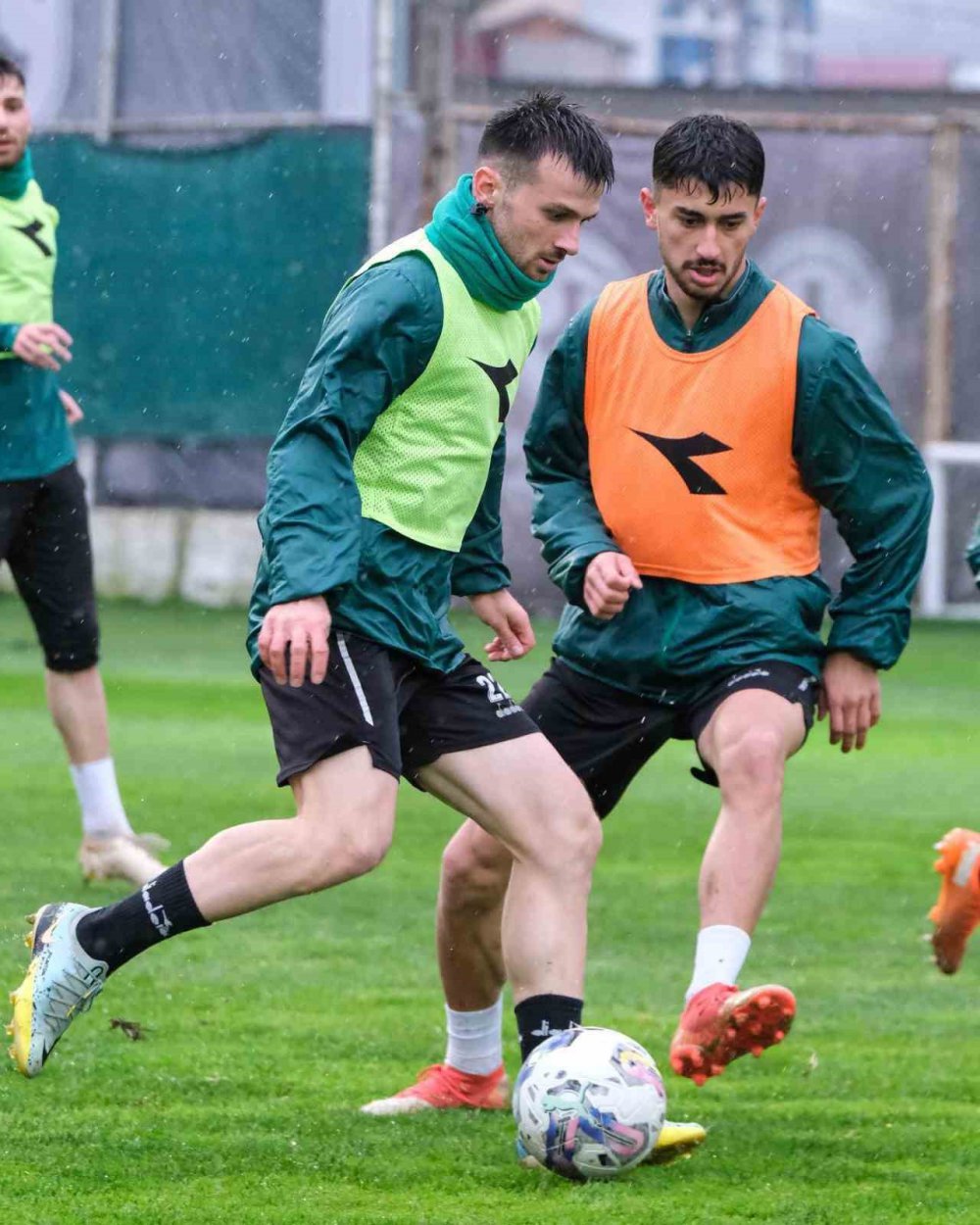 SPOR TOTO SÜPER LİG EKİBİ GİRESUNSPOR'DA, KULÜP İKİNCİ BAŞKANI GÖKALP KASAPOĞLU, PAZAR GÜNÜ ÇOTANAK SPOR KOMPLEKSİ'NDE AĞIRLAYACAKLARI SİVASSPOR'U GİRESUN'DAN ELİ BOŞ GÖNDERMEK İSTEDİKLERİNİ SÖYLEDİ