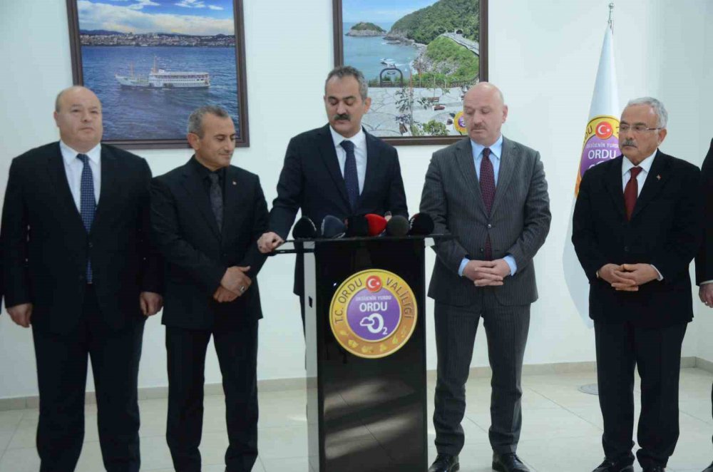 MİLLİ EĞİTİM BAKANI VE AK PARTİ ORDU MİLLETVEKİLİ ADAYI MAHMUT ÖZER : "YIL SONUNA KADAR TÜM KÖY OKULLARINI HIZLI BİR ŞEKİLDE KÖY YAŞAM MERKEZİNE ÇEVİRMEYİ HEDEFLİYORUZ"