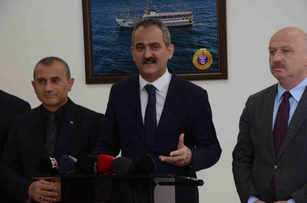 MİLLİ EĞİTİM BAKANI VE AK PARTİ ORDU MİLLETVEKİLİ ADAYI MAHMUT ÖZER : "YIL SONUNA KADAR TÜM KÖY OKULLARINI HIZLI BİR ŞEKİLDE KÖY YAŞAM MERKEZİNE ÇEVİRMEYİ HEDEFLİYORUZ"