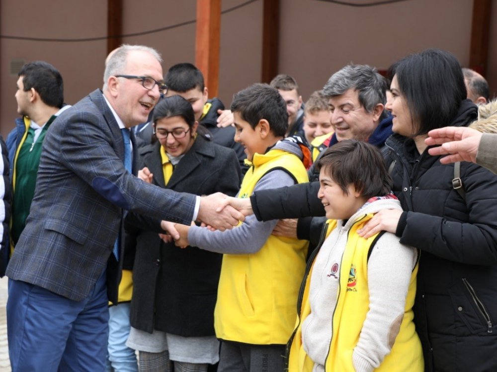 BARTIN ÜNİVERSİTESİNİN (BARÜ) TÜRKİYE ULUSAL AJANSI TARAFINDAN KABUL EDİLEN ESC30 DAYANIŞMA PROJESİ İLE OTİZM SPEKTRUM BOZUKLUĞU BULUNAN ÇOCUKLAR VE EBEVEYNLERİYLE ÇEŞİTLİ UYGULAMALAR YAPILACAK