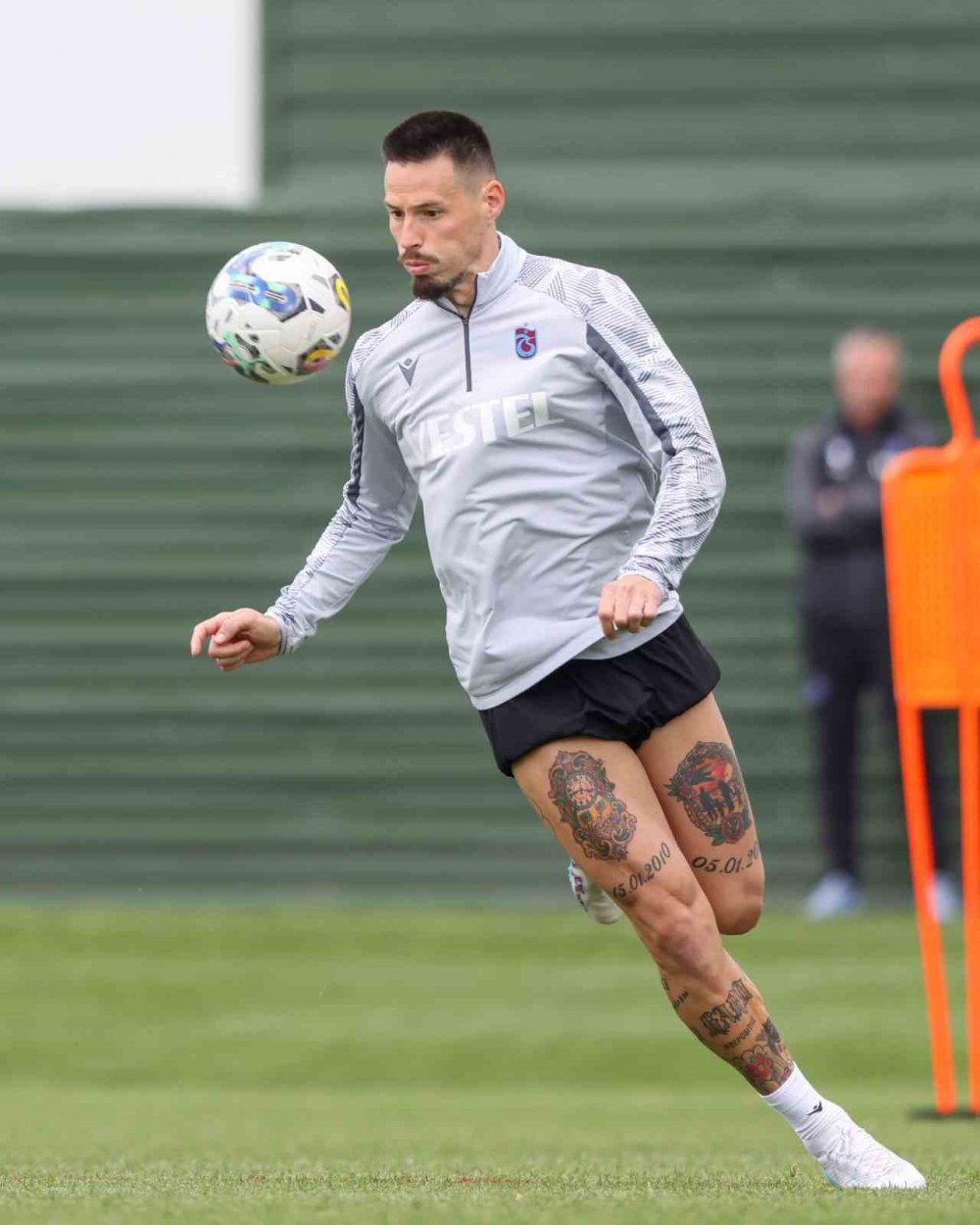 TRABZONSPOR, SPOR TOTO SÜPER LİG'İN 32. HAFTASINDA DEPLASMANDA OYNAYACAĞI KONYASPOR MAÇININ HAZIRLIKLARINI SÜRDÜRDÜ