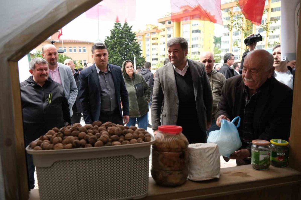 GİRESUN BELEDİYESİ TARAFINDAN YÖRESEL ÜRÜNLERİYLE TARIMSAL VE HAYVANSAL ÜRETİME DESTEK VEREN KADINLAR İÇİN KURULAN YÖRESEL ÜRÜNLER PAZARI PROJESİ'NİN ÜÇÜNCÜSÜ DE HİZMETE AÇILDI