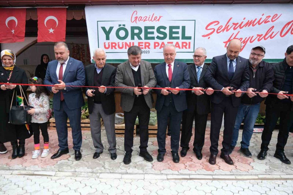 GİRESUN BELEDİYESİ TARAFINDAN YÖRESEL ÜRÜNLERİYLE TARIMSAL VE HAYVANSAL ÜRETİME DESTEK VEREN KADINLAR İÇİN KURULAN YÖRESEL ÜRÜNLER PAZARI PROJESİ'NİN ÜÇÜNCÜSÜ DE HİZMETE AÇILDI